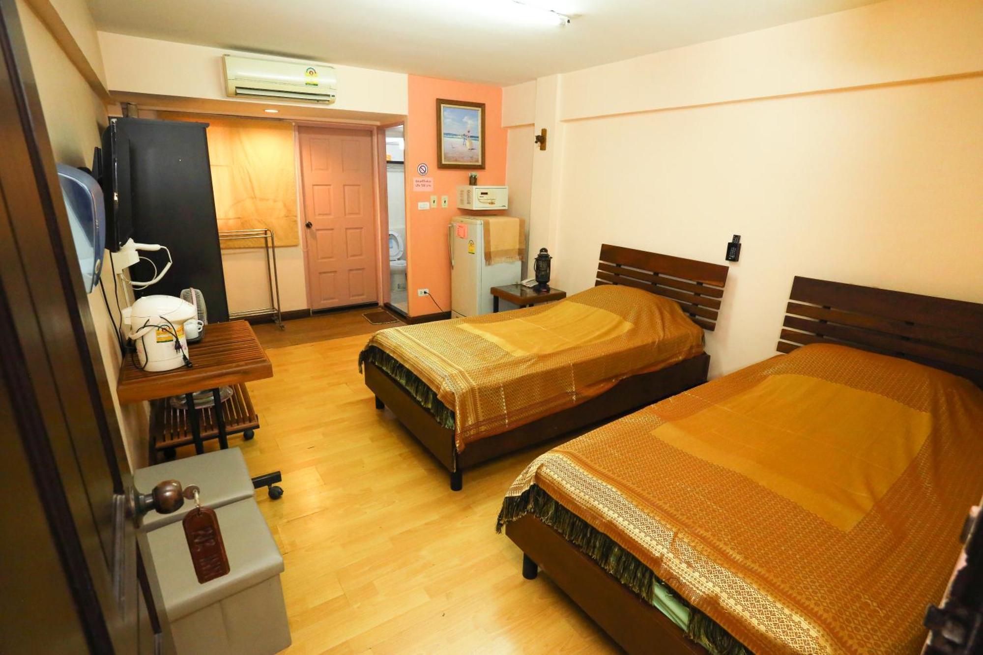 Pjr Chateau Bangkok Esterno foto